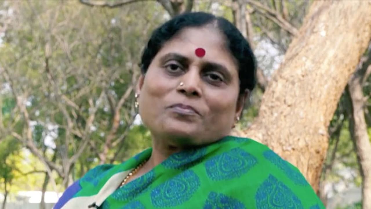 చవ్వా రాజశేఖర్ రెడ్డి కొడుకు పెళ్లికి హాజరైన వైఎస్ విజయమ్మ.. వధూవరులకు ఆశీర్వాదం... చవ్వా రాజశేఖర్ రెడ్డి కొడుకు పెళ్లికి హాజరైన వైఎస్ విజయమ్మ.. వధూవరులకు ఆశీర్వాదం...