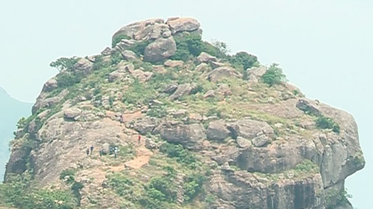 രാമക്കൽമേട്ടിൽ ബൈക്കിൽ കറങ്ങാനിറങ്ങിയ യുവാക്കൾ അറസ്റ്റിൽ