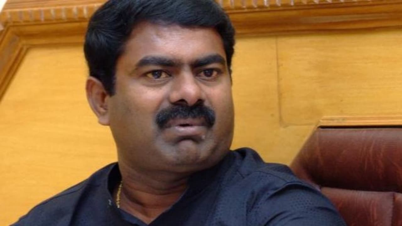 அணிகள் இணைந்தால் என்ன? இணையாவிட்டால் என்ன? கொதிக்கும் சீமான் அணிகள் இணைந்தால் என்ன? இணையாவிட்டால் என்ன? கொதிக்கும் சீமான்