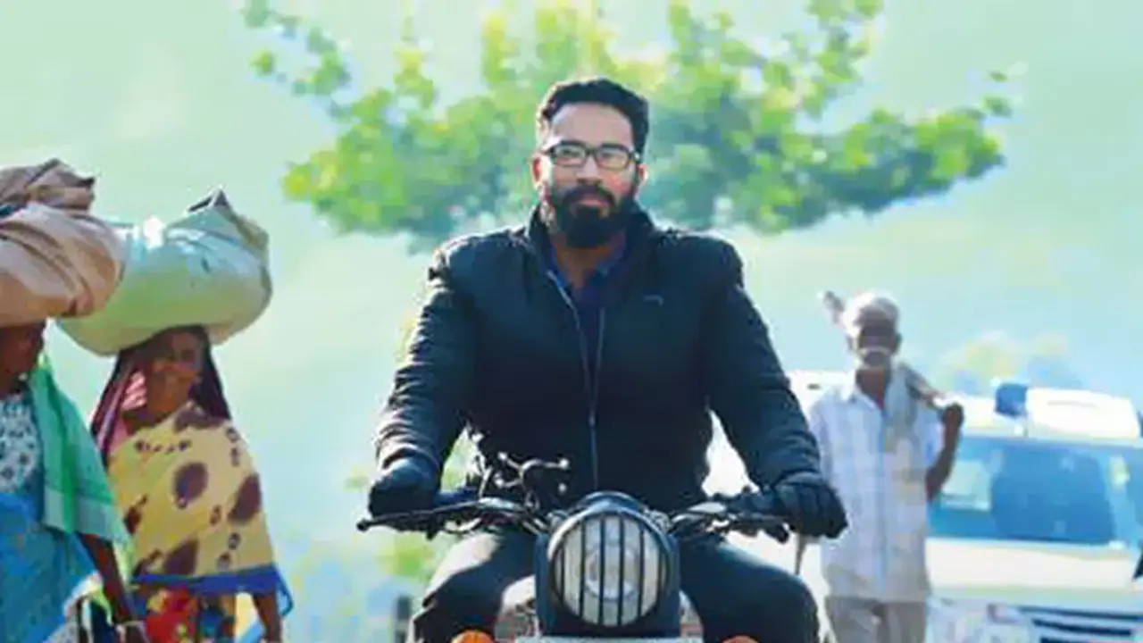 In Depth: Collector's shunting out proves CPI(M)'s surrender to land mafia, Munnar Mission is over In Depth: Collector's shunting out proves CPI(M)'s surrender to land mafia, Munnar Mission is over