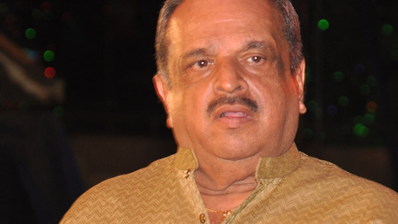 Popular Malayalam singer hasn't watched movies for past 25 years