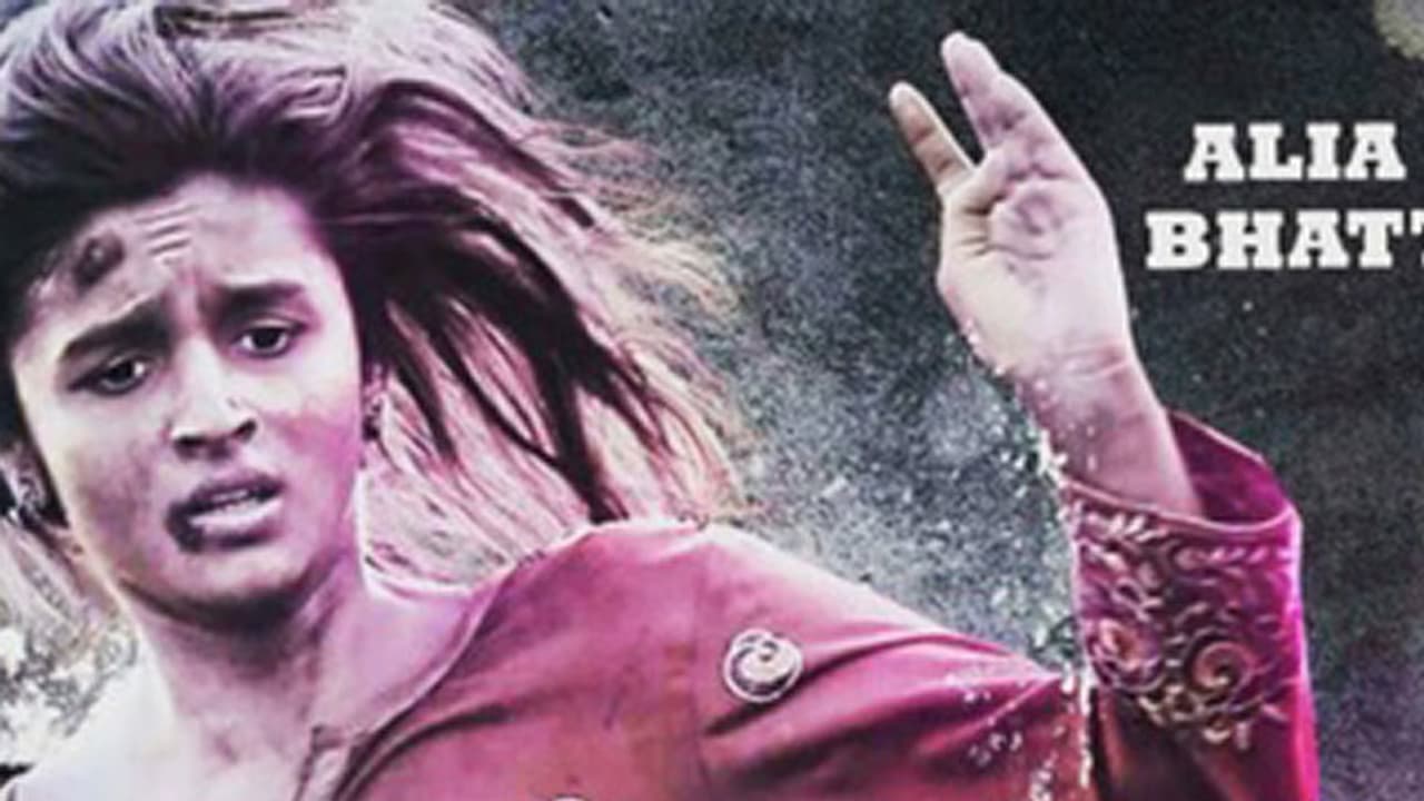 Alia Bhatt’s first look from Udta Punjab is impressive