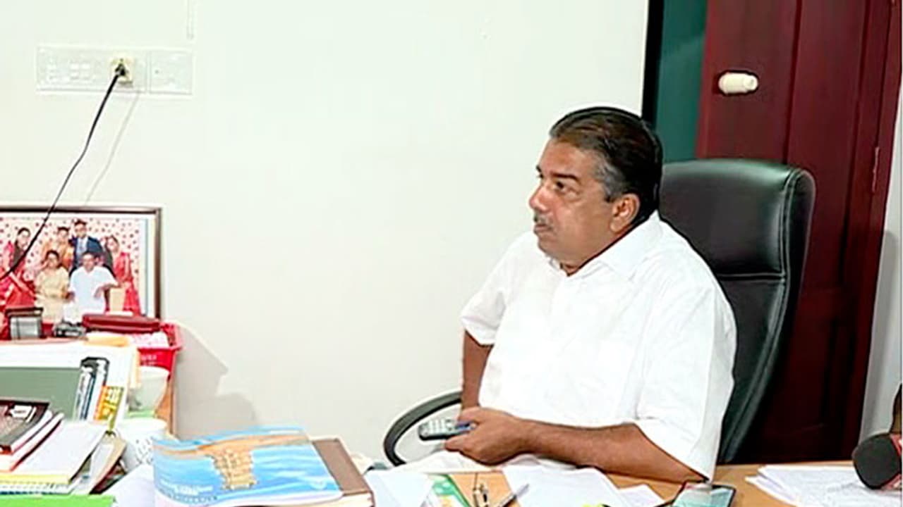 എല്ലാം ശരിയാവുന്നതിന്റെ ലക്ഷണമെന്ന് സജി ചെറിയാന് എല്ലാം ശരിയാവുന്നതിന്റെ ലക്ഷണമെന്ന് സജി ചെറിയാന്