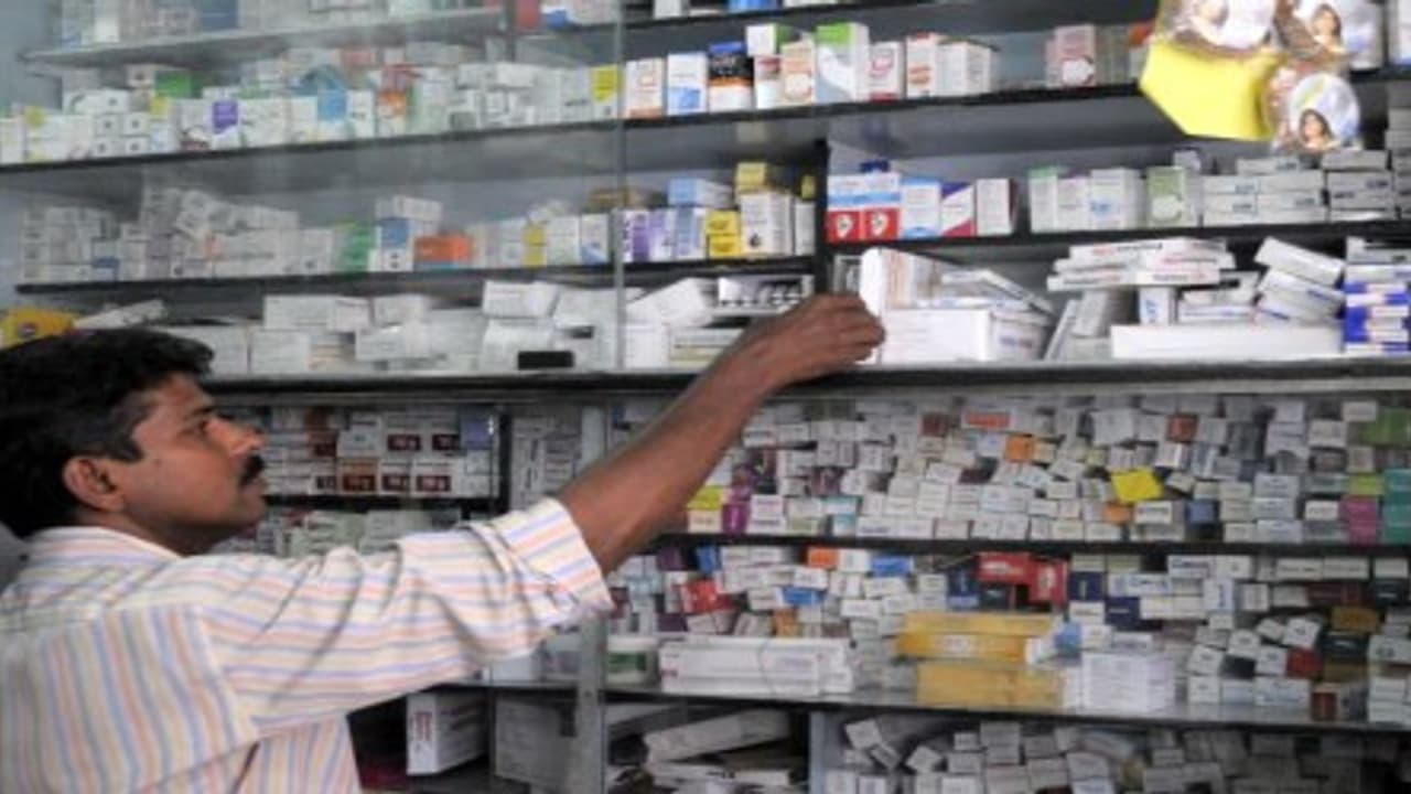 ஆன்லைன் மருந்து விற்பனைக்கு எதிர்ப்பு – மே 30 ல் மருந்தகங்கள் மூடல்... ஆன்லைன் மருந்து விற்பனைக்கு எதிர்ப்பு – மே 30 ல் மருந்தகங்கள் மூடல்...