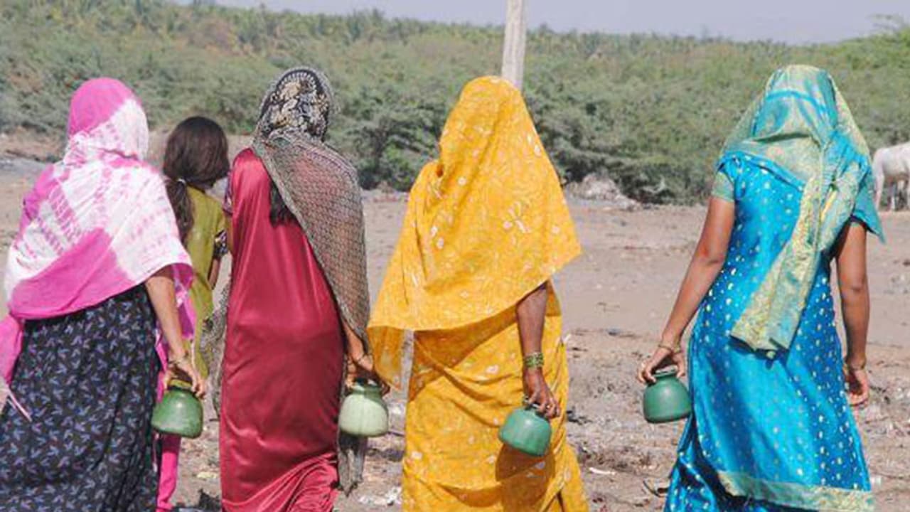 ಶೌಚಕ್ಕಾಗಿ ನಿತ್ಯ 2 ಕಿ.ಮೀ ಬಾಲಕಿಯರ ಕಾಲ್ನಡಿಗೆ
