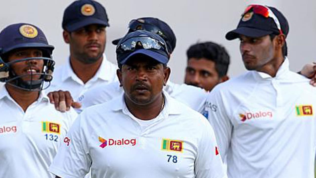 ಗಾಲೆ ಟೆಸ್ಟ್'ಗೆ ಶ್ರೀಲಂಕಾ ತಂಡ ಪ್ರಕಟ ಗಾಲೆ ಟೆಸ್ಟ್'ಗೆ ಶ್ರೀಲಂಕಾ ತಂಡ ಪ್ರಕಟ