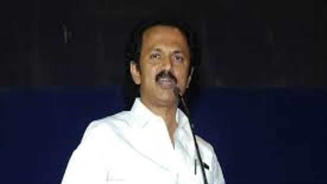 இதுக்குதான் இந்த ஆட்சி நடக்குதாம்.... என்ன சொல்கிறார் ஸ்டாலின் !! இதுக்குதான் இந்த ஆட்சி நடக்குதாம்.... என்ன சொல்கிறார் ஸ்டாலின் !!