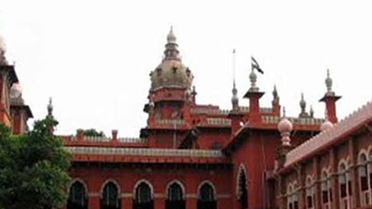 ఇంతకీ వందేమాతరం ఏ భాష..? ఇంతకీ వందేమాతరం ఏ భాష..?