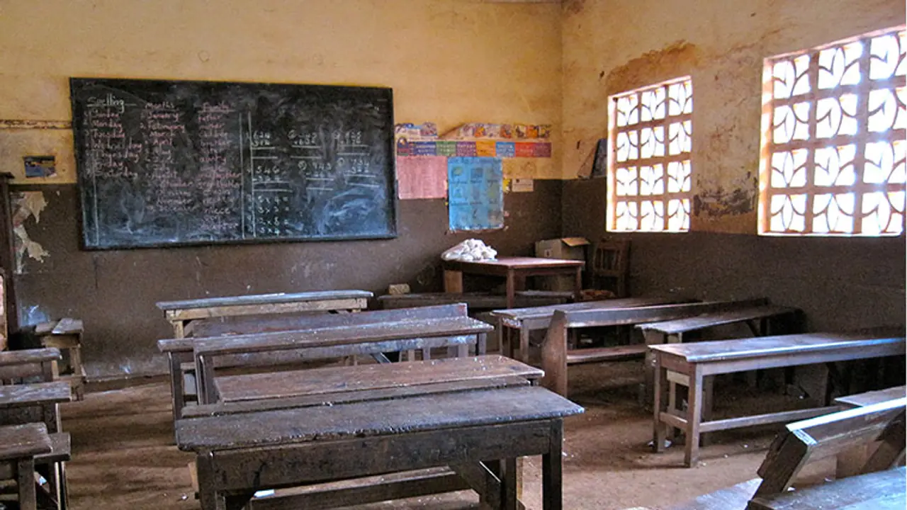 SSLC pass wife takes class as drunk teacher watches