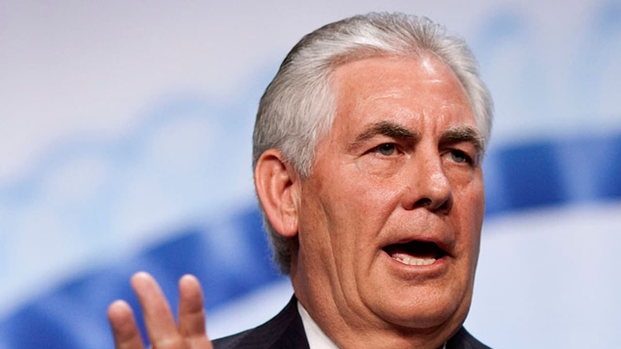 റെക്സ് ടില്ലേഴ്സണ് അമേരിക്കയുടെ പുതിയ വിദേശകാര്യ സെക്രട്ടറി റെക്സ് ടില്ലേഴ്സണ് അമേരിക്കയുടെ പുതിയ വിദേശകാര്യ സെക്രട്ടറി