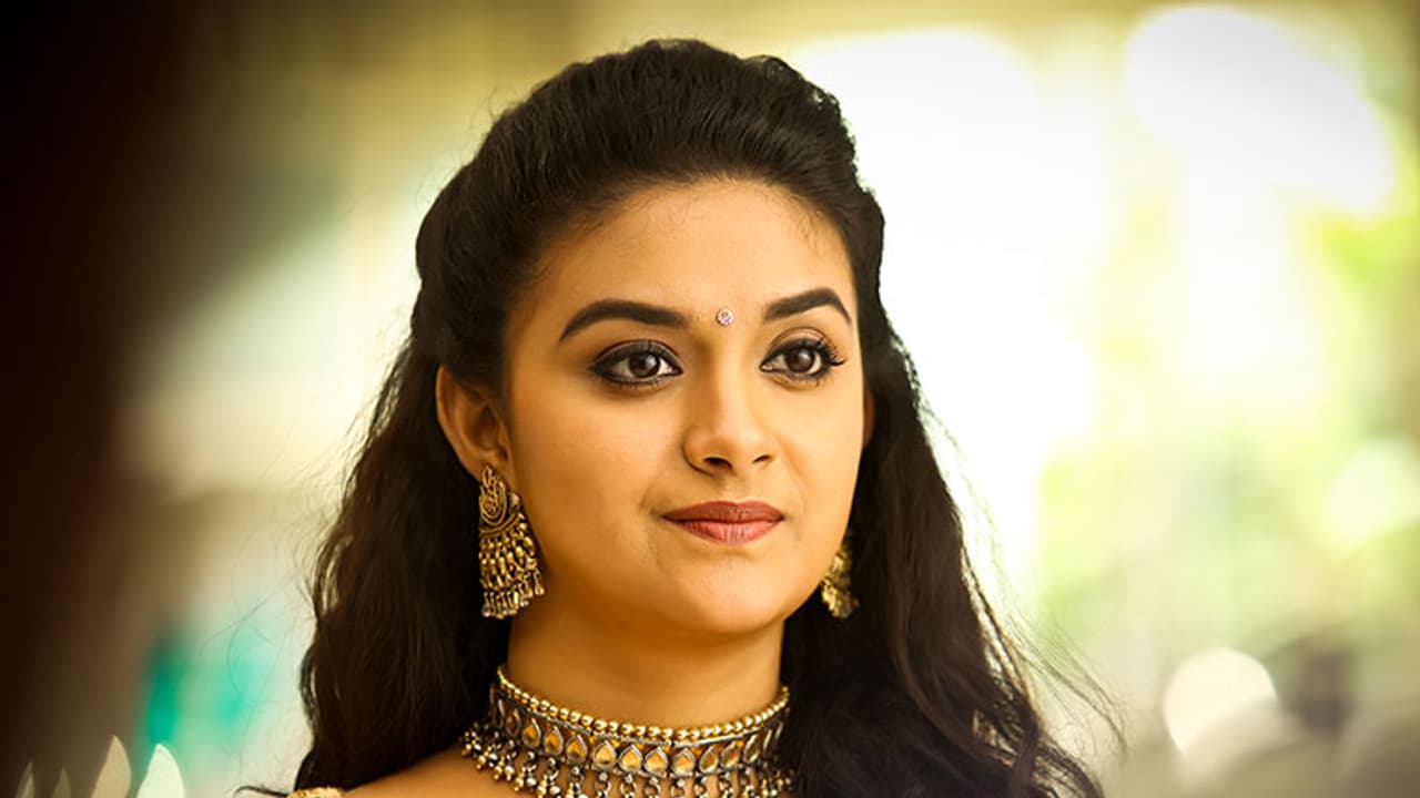 వైఎస్ఆర్ బయోపిక్ లో విజయమ్మగా కీర్తి సురేష్ వైఎస్ఆర్ బయోపిక్ లో విజయమ్మగా కీర్తి సురేష్