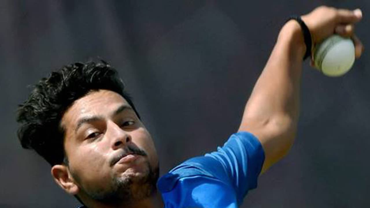 Matthew Hayden sees Shane Warne like strength in Kuldeep Yadav's bowling