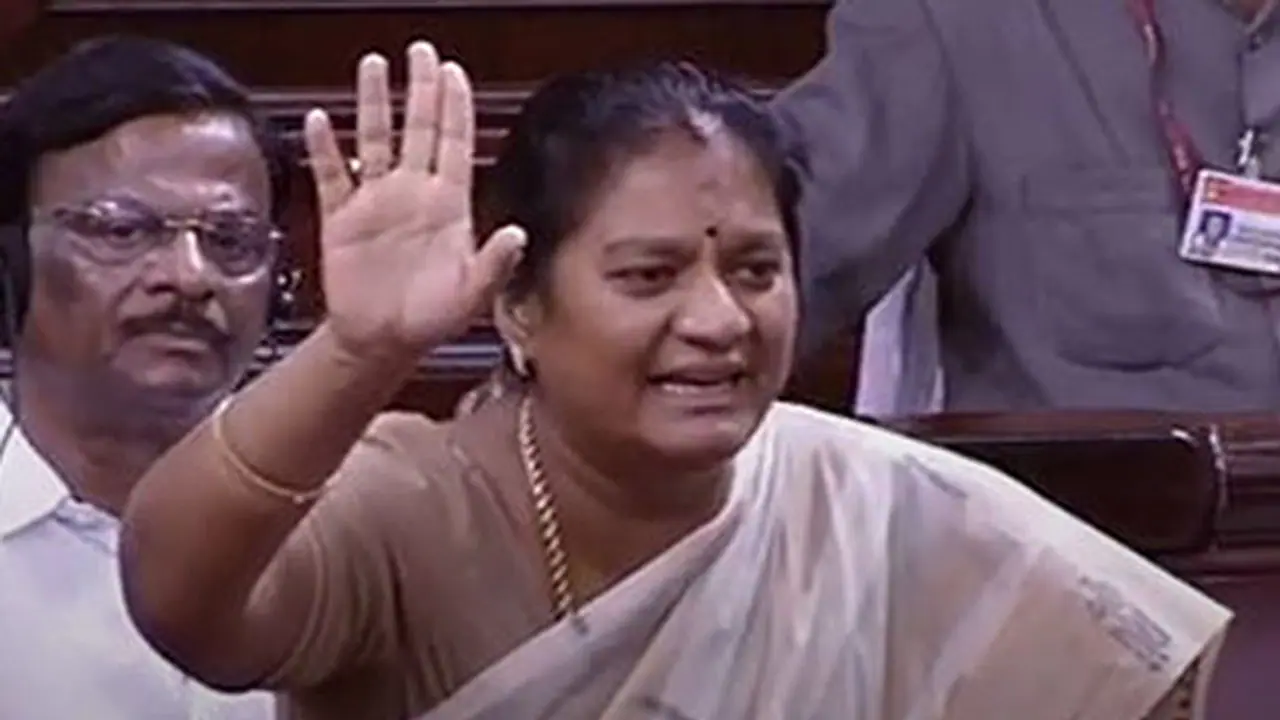 AIADMK MP Sasikala alleges she was slapped by a "leader" AIADMK MP Sasikala alleges she was slapped by a "leader"
