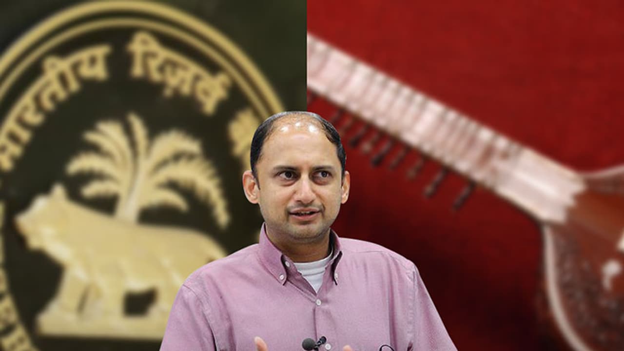 Viral Acharya: Why is RBI’s youngest deputy governor a viral sensation? Viral Acharya: Why is RBI’s youngest deputy governor a viral sensation?