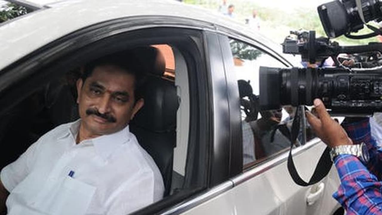 కాంగ్రెస్లోకి?: వేంనరేందర్ రెడ్డితో గుత్తా అమిత్ రెడ్డి భేటీ కాంగ్రెస్లోకి?: వేంనరేందర్ రెడ్డితో గుత్తా అమిత్ రెడ్డి భేటీ