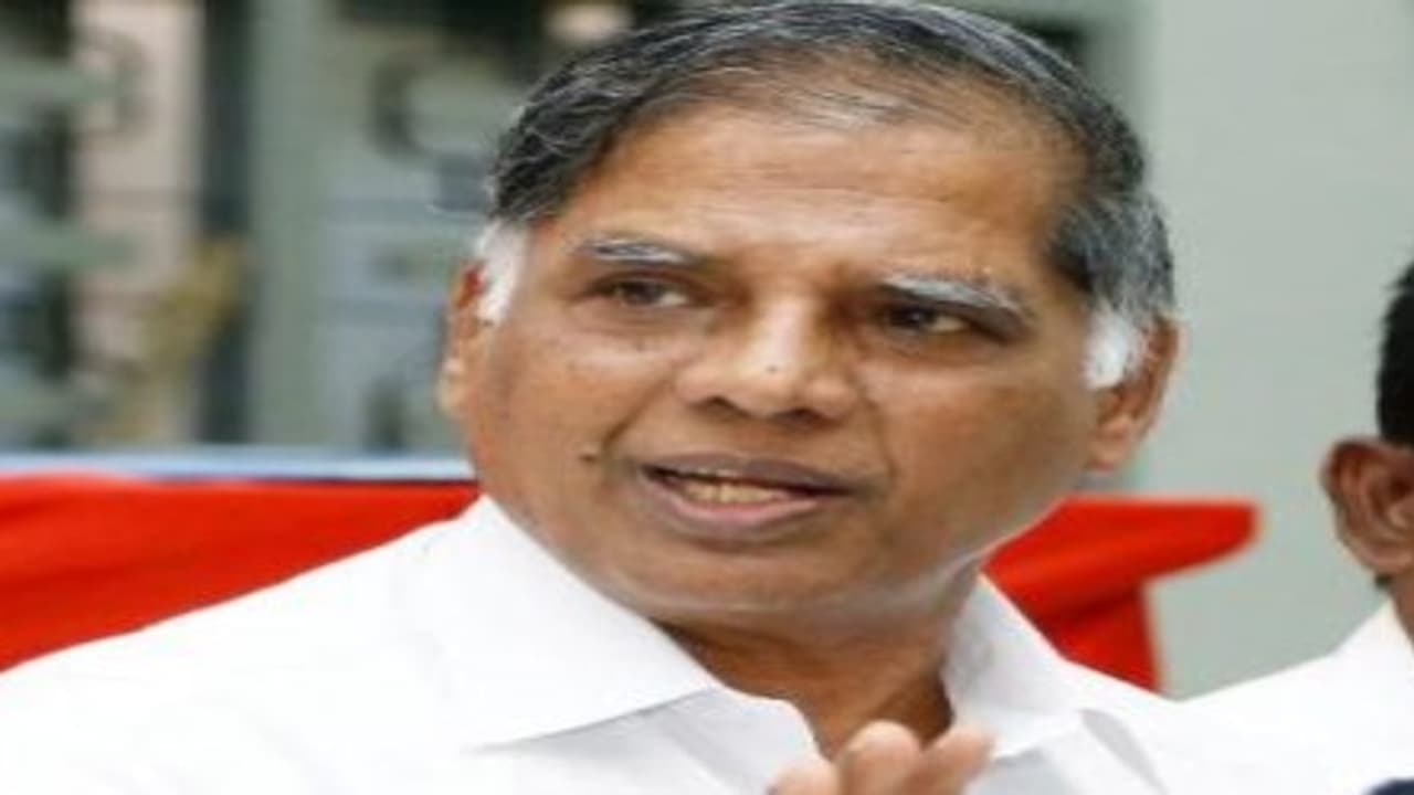 தமிழக நலனுக்கு எதிரான மத்திய அரசை தடுக்காமல் அதன் வேட்பாளரை தமிழக அரசு ஆதரிக்கிறது ஜி.ராமகிருஷ்ணன் தமிழக நலனுக்கு எதிரான மத்திய அரசை தடுக்காமல் அதன் வேட்பாளரை தமிழக அரசு ஆதரிக்கிறது ஜி.ராமகிருஷ்ணன்