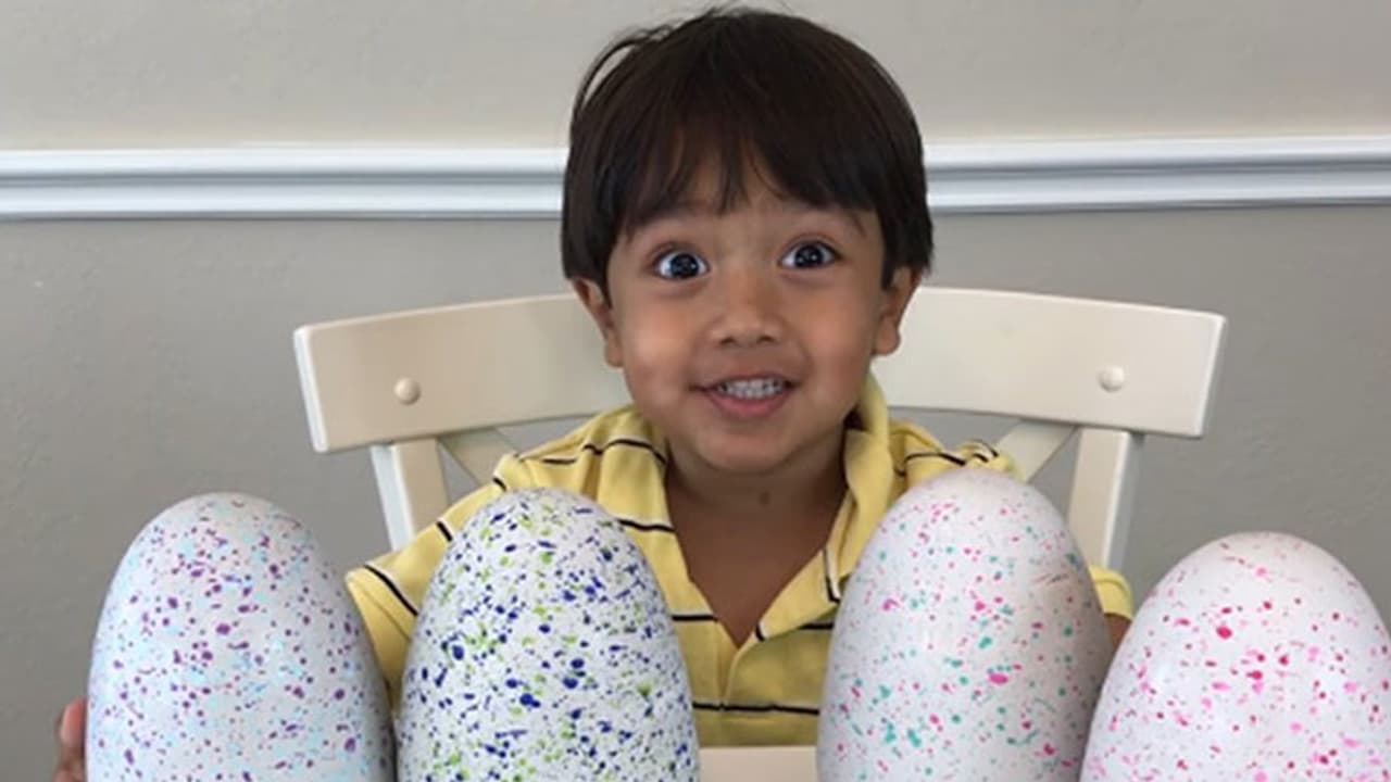 ആറ് വയസുകാരന് റയാന്റെ വാര്ഷിക വരുമാനം 70 കോടി ആറ് വയസുകാരന് റയാന്റെ വാര്ഷിക വരുമാനം 70 കോടി