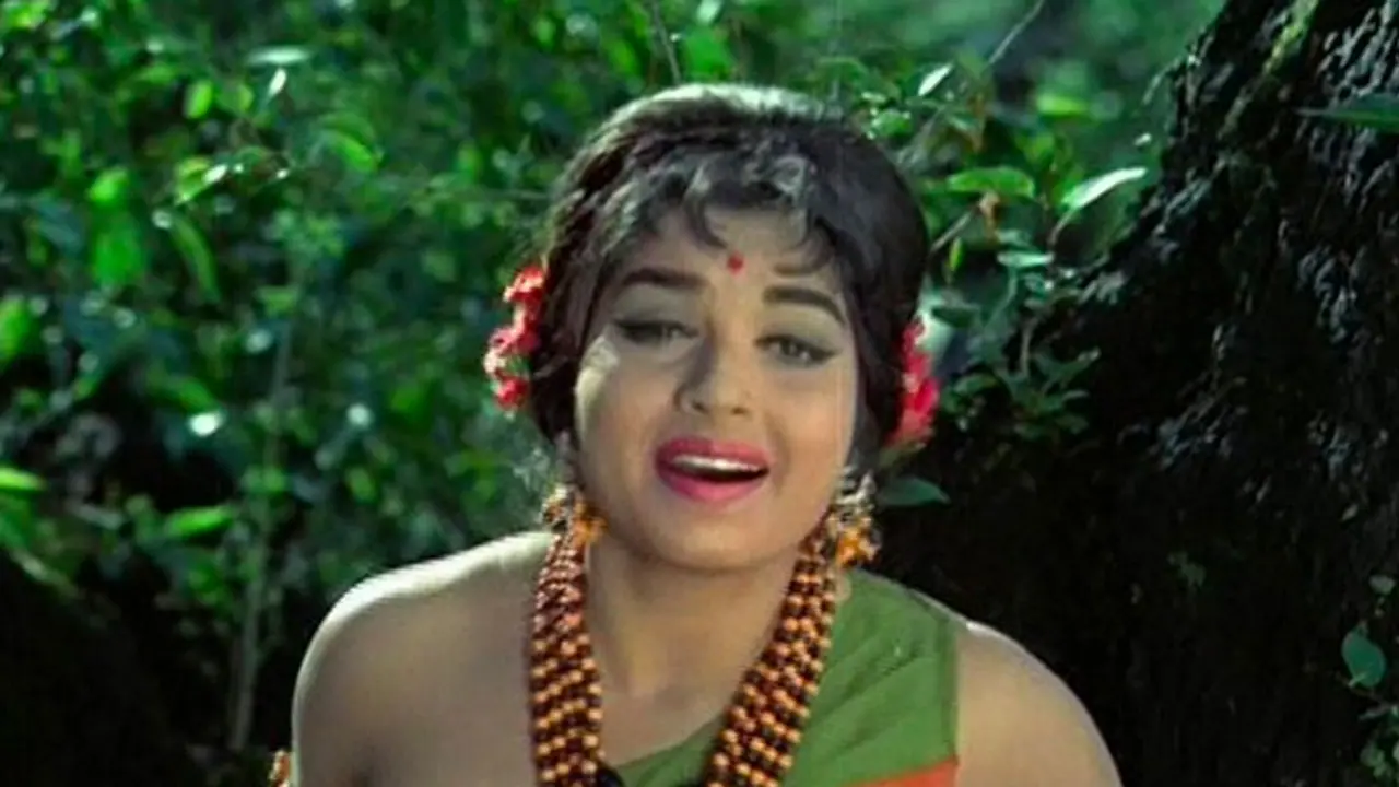 MGR never wanted Rajinikanth Jayalalithaa to star in a film together MGR never wanted Rajinikanth Jayalalithaa to star in a film together