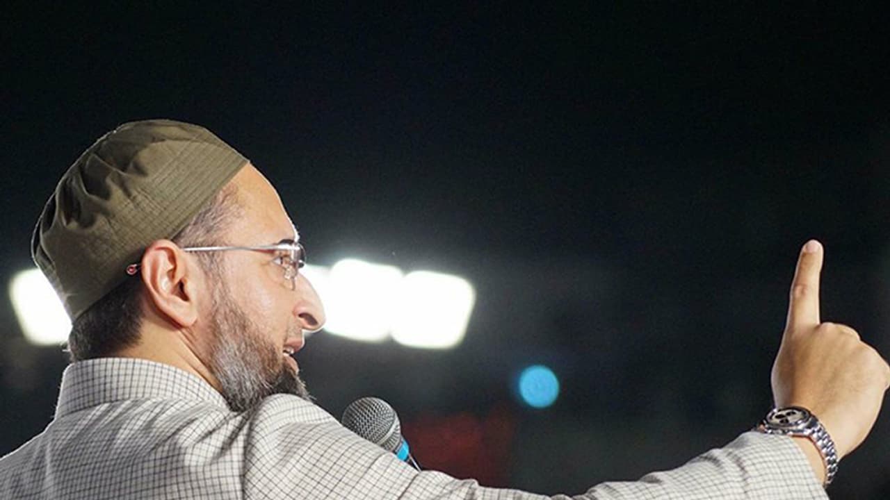 గోవు ఇస్తే పవిత్రంగా చూసుకుంటా, ఇవ్వగలరా:అసదుద్దీన్ ఓవైసీ గోవు ఇస్తే పవిత్రంగా చూసుకుంటా, ఇవ్వగలరా:అసదుద్దీన్ ఓవైసీ