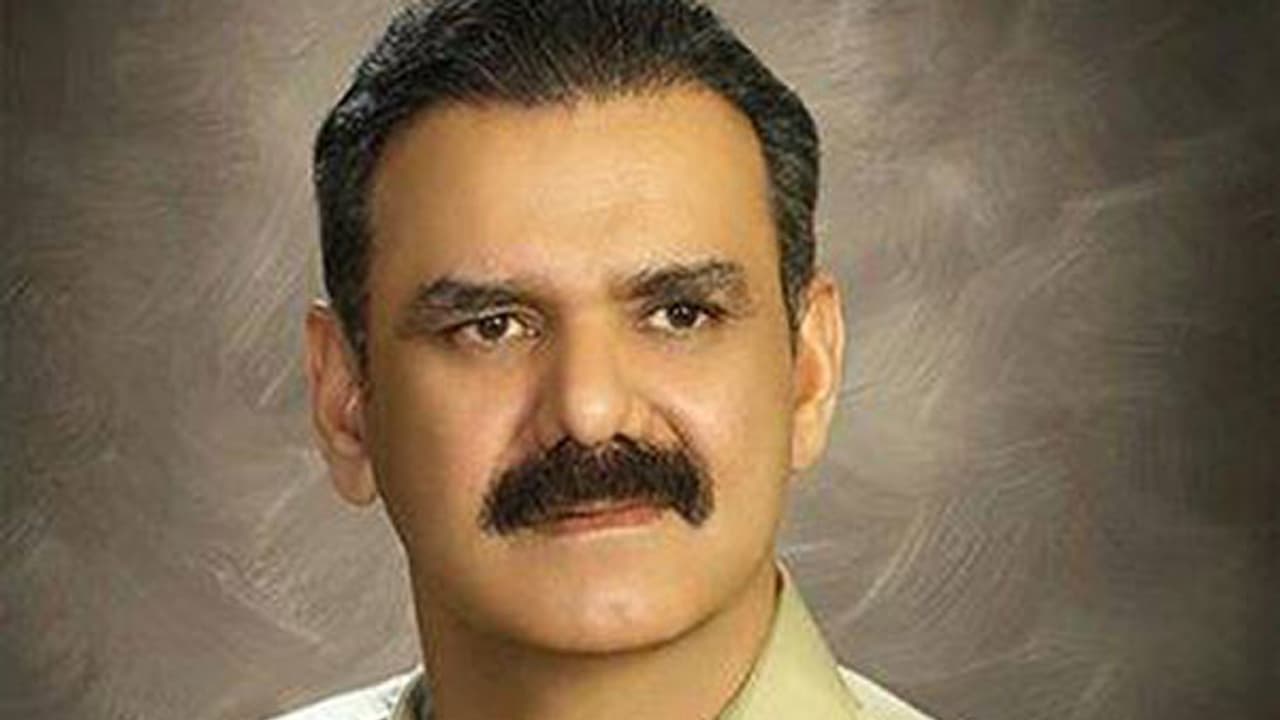 പാക്കിസ്താന് സൈനിക വക്താവിന്റെ ഫേസ്ബുക്ക് പേജില് മലയാളികളുടെ തെറിയഭിഷേകം പാക്കിസ്താന് സൈനിക വക്താവിന്റെ ഫേസ്ബുക്ക് പേജില് മലയാളികളുടെ തെറിയഭിഷേകം