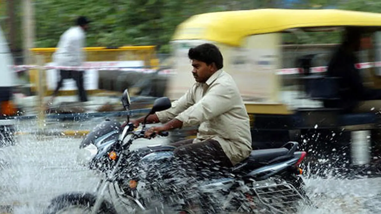 Bengaluru inches closer to breaking 60 year old rain records Bengaluru inches closer to breaking 60 year old rain records