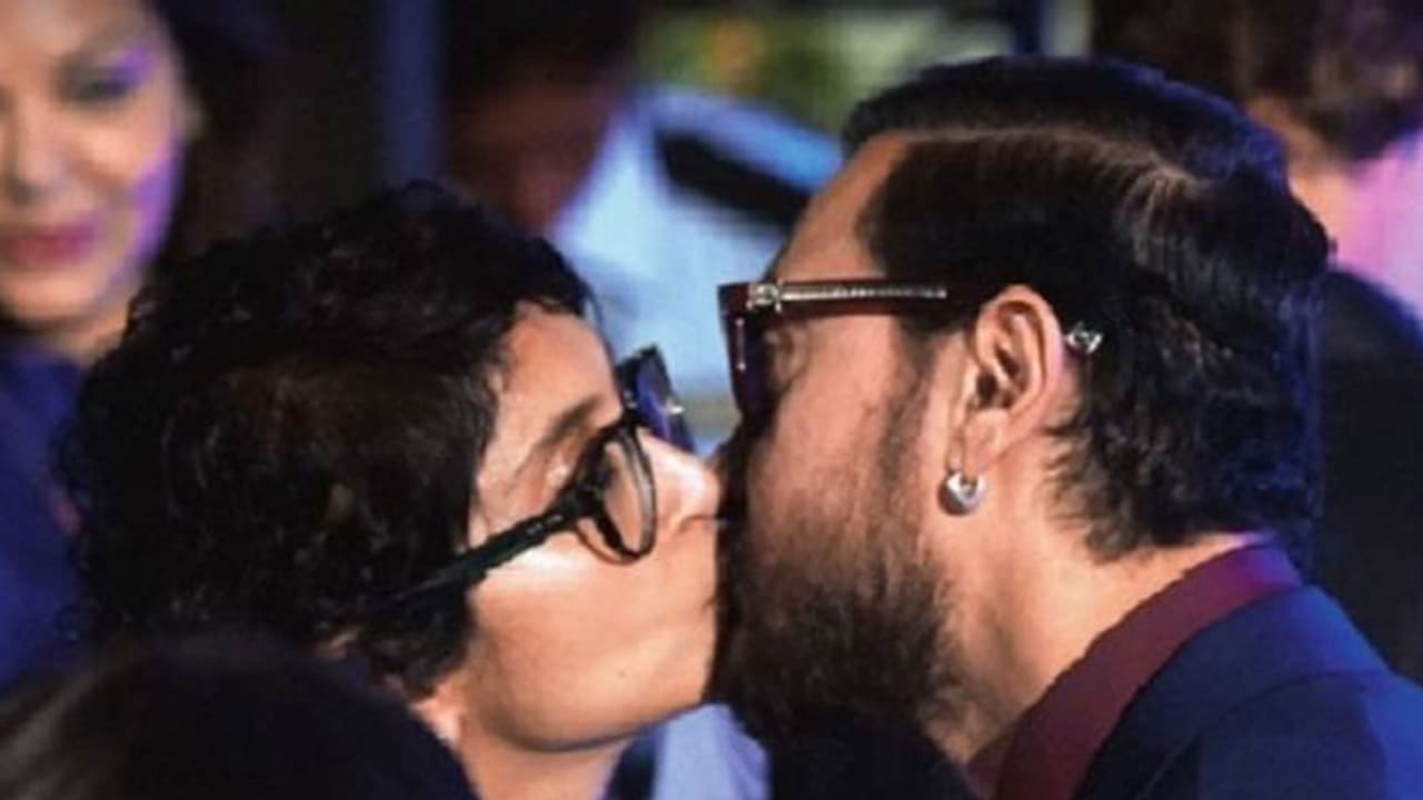 Caught in Action: Aamir Khan lip locks with Kiran Rao Caught in Action: Aamir Khan lip locks with Kiran Rao