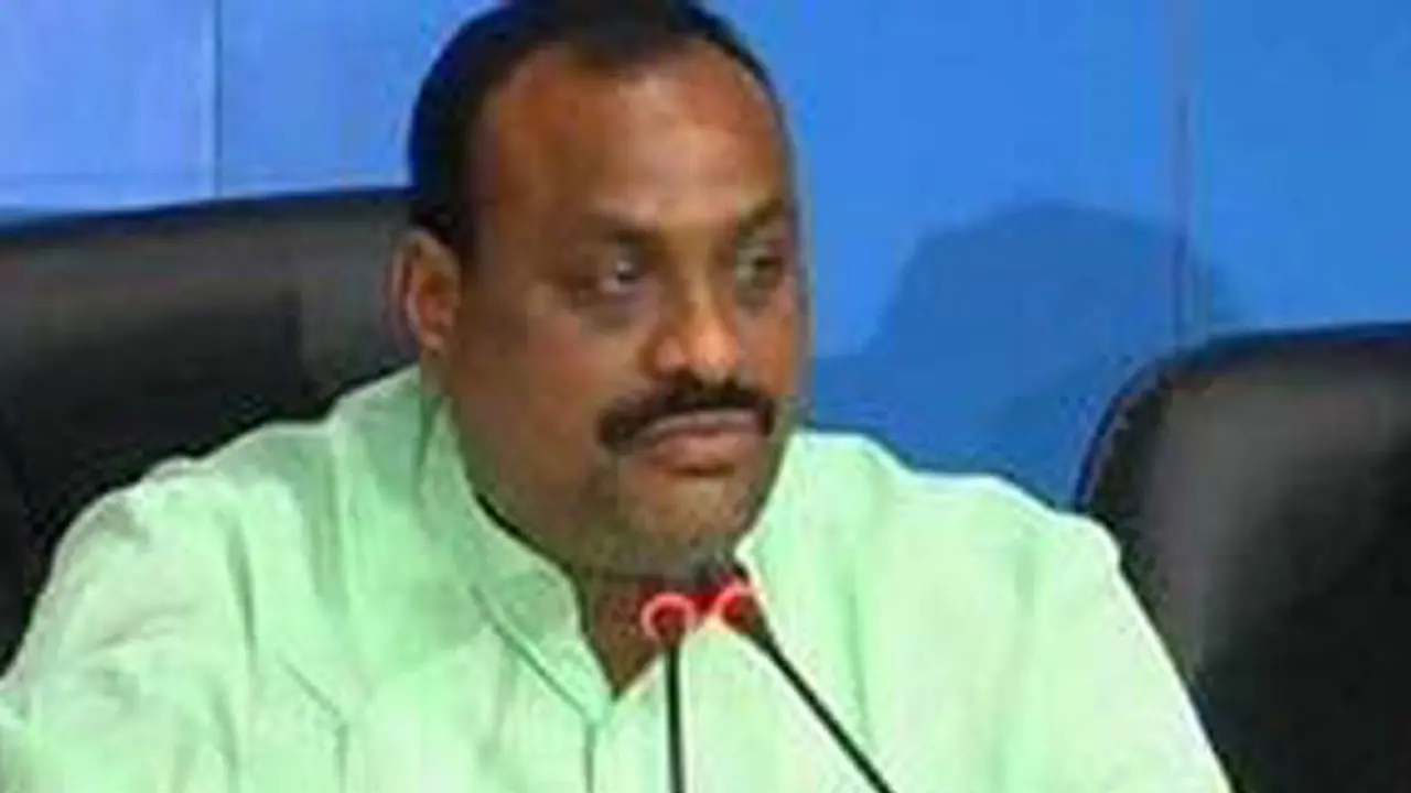 ఏపీలో కరువు తాండవిస్తున్నా.. కేబినెట్ భేటీలో కనీస చర్చ ఏది ? - టీడీపీ నేత అచ్చెన్నాయుడు 