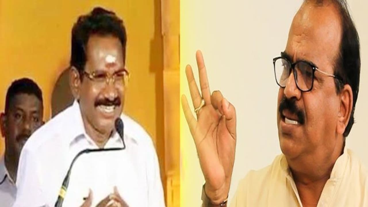 வடிவேலு இல்லாத குறையை சில அமைச்சர்கள் ஈடுகட்டுறாங்க.. கோமாளி அமைச்சர்களின் தலைமை செல்லூர் ராஜூ!! வடிவேலு இல்லாத குறையை சில அமைச்சர்கள் ஈடுகட்டுறாங்க.. கோமாளி அமைச்சர்களின் தலைமை செல்லூர் ராஜூ!!