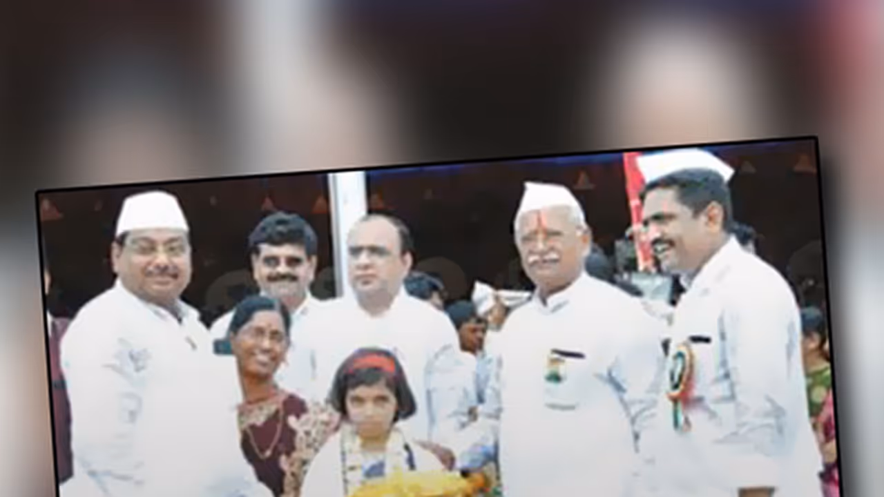 9 year old girl on campaign for toilets at all villages 9 year old girl on campaign for toilets at all villages