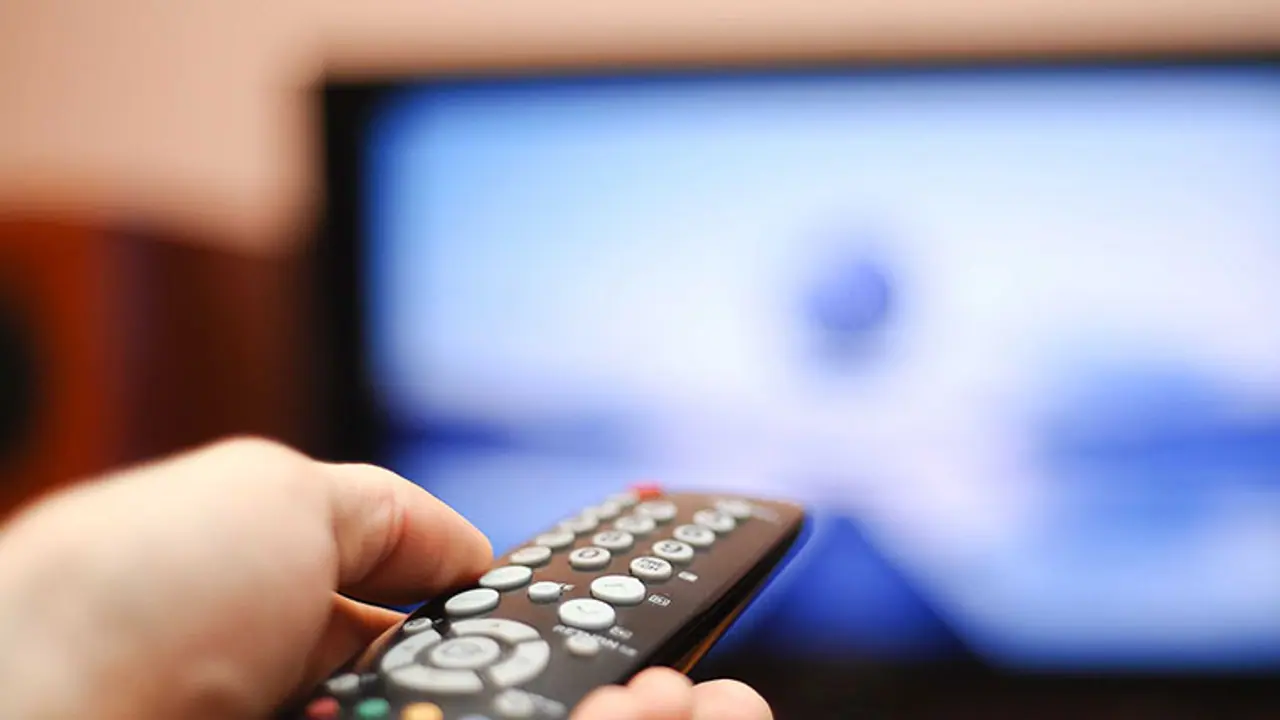 ವರ್ಷಾರಂಭಕ್ಕೆ ಸ್ತಬ್ಧವಾಗಲಿವೆಯಾ ಕೇಬಲ್ ಟೀವಿ ವರ್ಷಾರಂಭಕ್ಕೆ ಸ್ತಬ್ಧವಾಗಲಿವೆಯಾ ಕೇಬಲ್ ಟೀವಿ