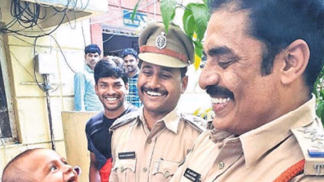 After a 15 hours of rescue operation, this is what made the Hyderabad Police smile
