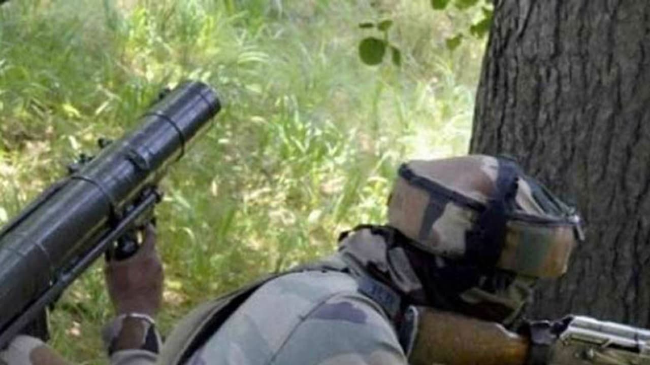 അതിര്ത്തിയില് വീണ്ടും പാകിസ്ഥാന് വെടിവെപ്പ്; ഒരു ജവാന് പരിക്ക് അതിര്ത്തിയില് വീണ്ടും പാകിസ്ഥാന് വെടിവെപ്പ്; ഒരു ജവാന് പരിക്ക്