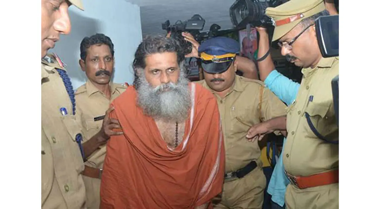 ഗംഗേശാനന്ദയുടെ ജനനേന്ദ്രിയം മുറിച്ച കേസ്: ആക്രമിച്ചത് പരാതിക്കാരി, കൂട്ട് നിന്നത് ശിഷ്യൻ, നിർണായക കണ്ടെത്തൽ