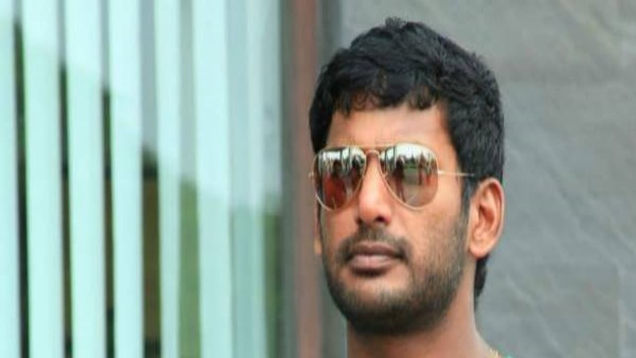 ஆர்யாவை தொடர்ந்து சின்னத்திரைக்கு வரும் விஷால்...! ஆர்யாவை தொடர்ந்து சின்னத்திரைக்கு வரும் விஷால்...!