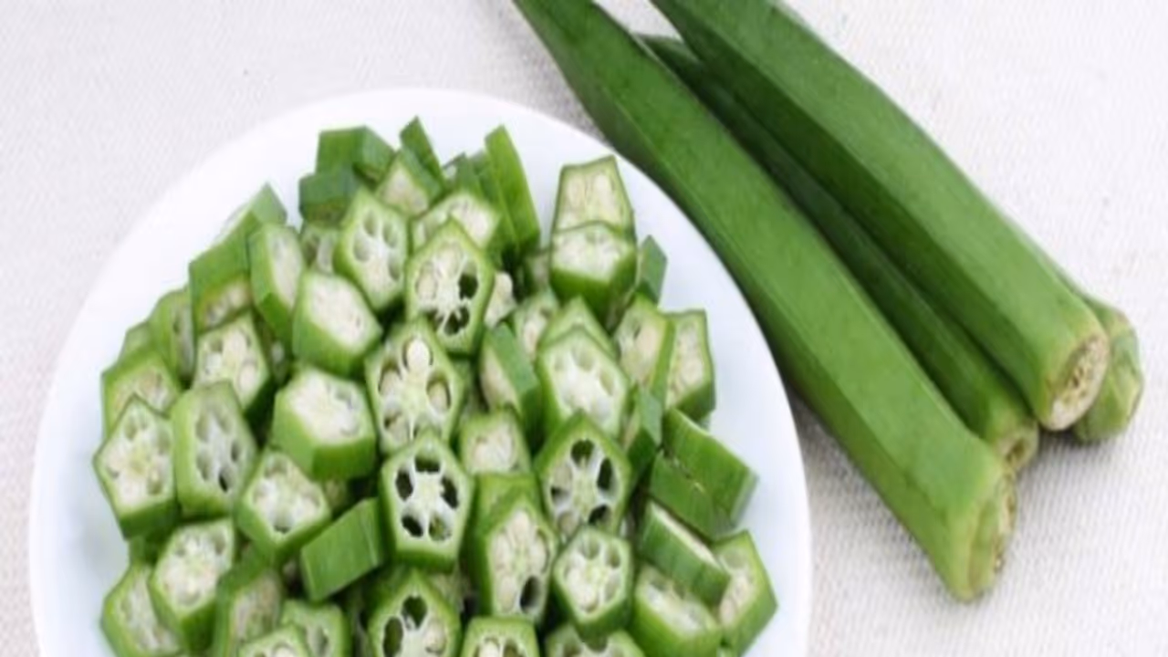 வெண்டைக்காயை இந்த முறையில் சாப்பிட்டால் இரத்தத்தில் உள்ள சர்க்கரையின் அளவு குறையும்… வெண்டைக்காயை இந்த முறையில் சாப்பிட்டால் இரத்தத்தில் உள்ள சர்க்கரையின் அளவு குறையும்…