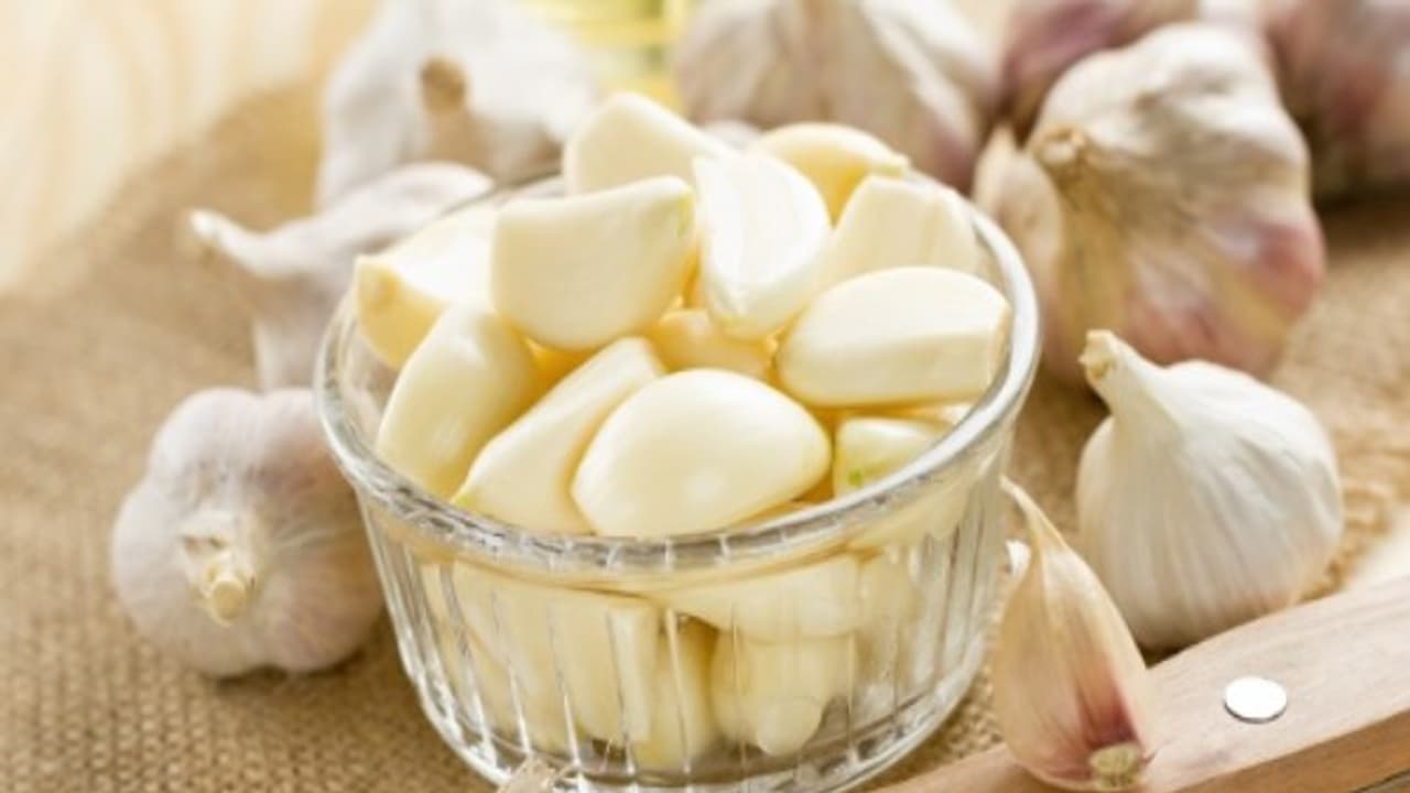 புற்றுநோய் செல்களை அழிக்கும் சக்தி பூண்டுக்கு உண்டு; இன்னும் சில உணவுகளுக்கும் இந்த சக்தி உண்டு... புற்றுநோய் செல்களை அழிக்கும் சக்தி பூண்டுக்கு உண்டு; இன்னும் சில உணவுகளுக்கும் இந்த சக்தி உண்டு...