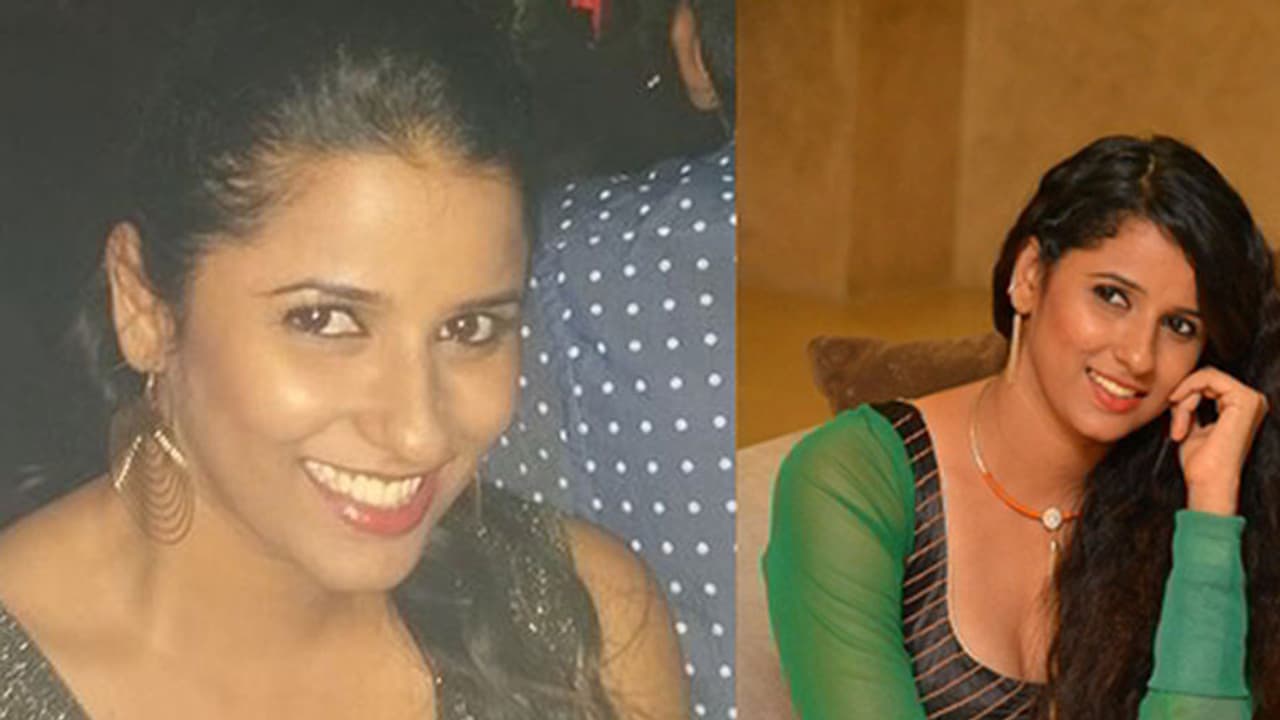 മാറിടത്തെക്കുറിച്ച് ഫേസ്ബുക്ക് ലൈവില് ചോദിച്ചയാളെ തെലുങ്ക് നടി ഓടിച്ചുവിട്ടത് ഇങ്ങനെ മാറിടത്തെക്കുറിച്ച് ഫേസ്ബുക്ക് ലൈവില് ചോദിച്ചയാളെ തെലുങ്ക് നടി ഓടിച്ചുവിട്ടത് ഇങ്ങനെ