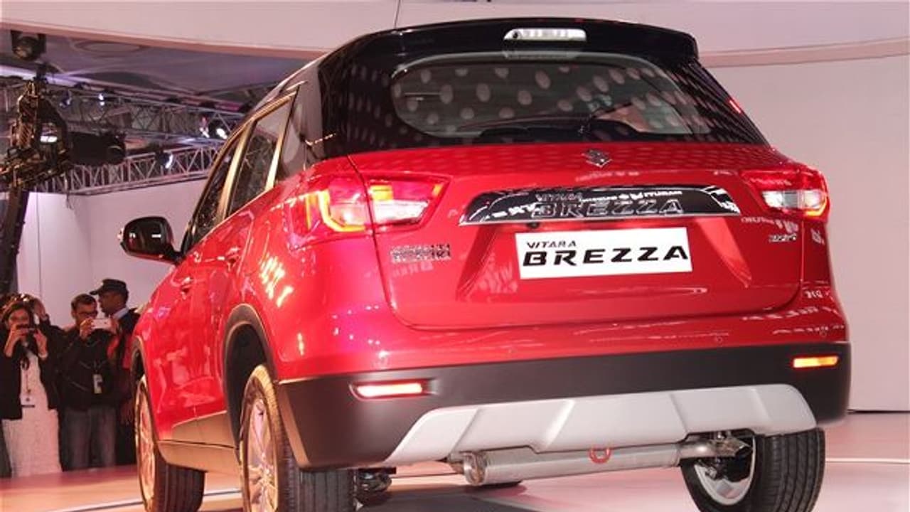 విటారా బ్రిజా సంచలనం, కేవలం 28 నెలల్లోనే 3 లక్షల కార్ల అమ్మకం విటారా బ్రిజా సంచలనం, కేవలం 28 నెలల్లోనే 3 లక్షల కార్ల అమ్మకం