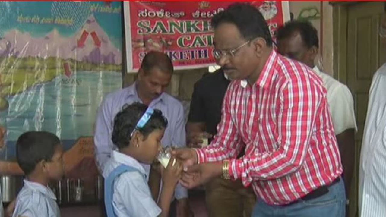 ಕಲ್ಲಿಗೆ ಹಾಲೆರಿಯದೆ ವಿಶಿಷ್ಟವಾಗಿ ನಾಗರಪಂಚಮಿ ಆಚರಣೆ