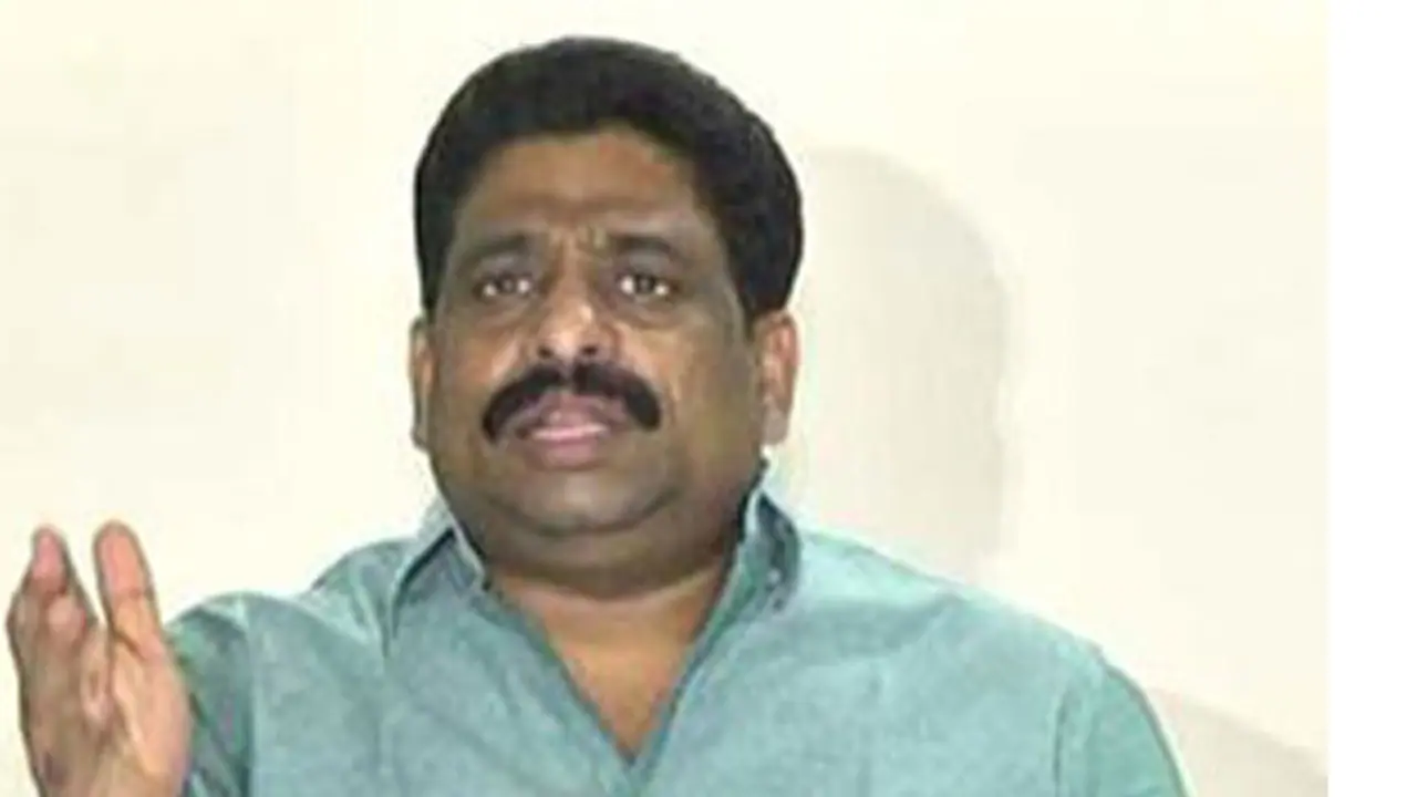 ముఖ్యమంత్రి పదవికోసం... జగన్ పైనే విజయసాయి రెడ్డి కుట్రలు..: బుద్దా సంచలన వ్యాఖ్యలు ముఖ్యమంత్రి పదవికోసం... జగన్ పైనే విజయసాయి రెడ్డి కుట్రలు..: బుద్దా సంచలన వ్యాఖ్యలు