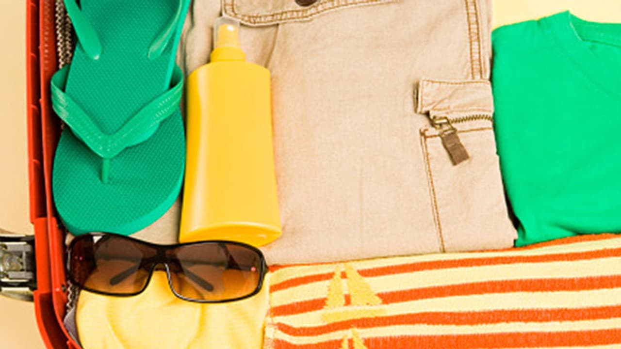 Travel Tips : ದಿಢೀರ್ ಪ್ರಯಾಣ ಫಿಕ್ಸ್ ಆಗಿದ್ಯಾ? ಟೆನ್ಷನ್ ಬೇಡ, ಹೀಗೆ ಬ್ಯಾಗ್ ಪ್ಯಾಕ್ ಮಾಡಿ Travel Tips : ದಿಢೀರ್ ಪ್ರಯಾಣ ಫಿಕ್ಸ್ ಆಗಿದ್ಯಾ? ಟೆನ್ಷನ್ ಬೇಡ, ಹೀಗೆ ಬ್ಯಾಗ್ ಪ್ಯಾಕ್ ಮಾಡಿ