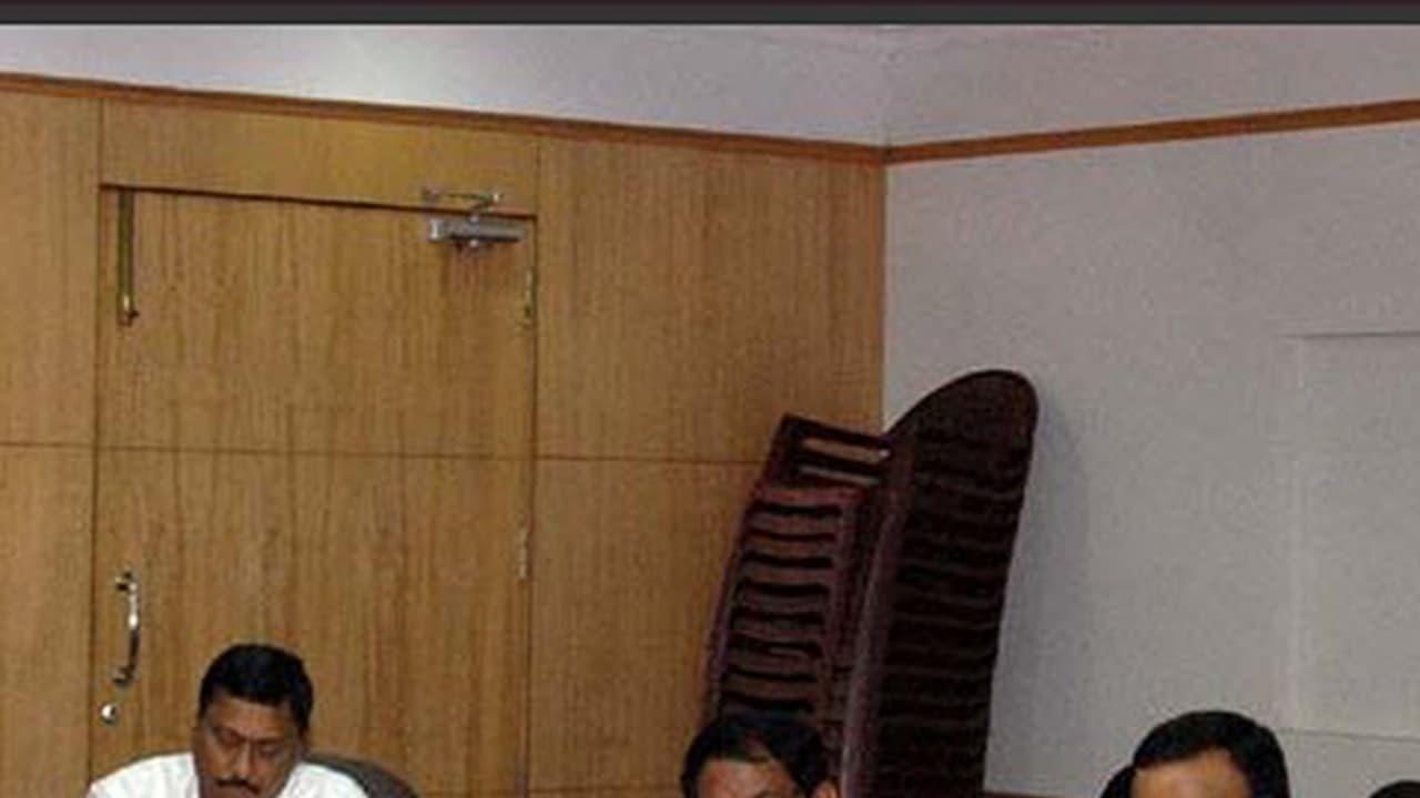 ವಿಧಾನ ಪರಿಷತ್ ಚುನಾವಣೆ; ಬಿಬಿಎಂಪಿ ಸಕಲ ಸಿದ್ಧತೆ ವಿಧಾನ ಪರಿಷತ್ ಚುನಾವಣೆ; ಬಿಬಿಎಂಪಿ ಸಕಲ ಸಿದ್ಧತೆ