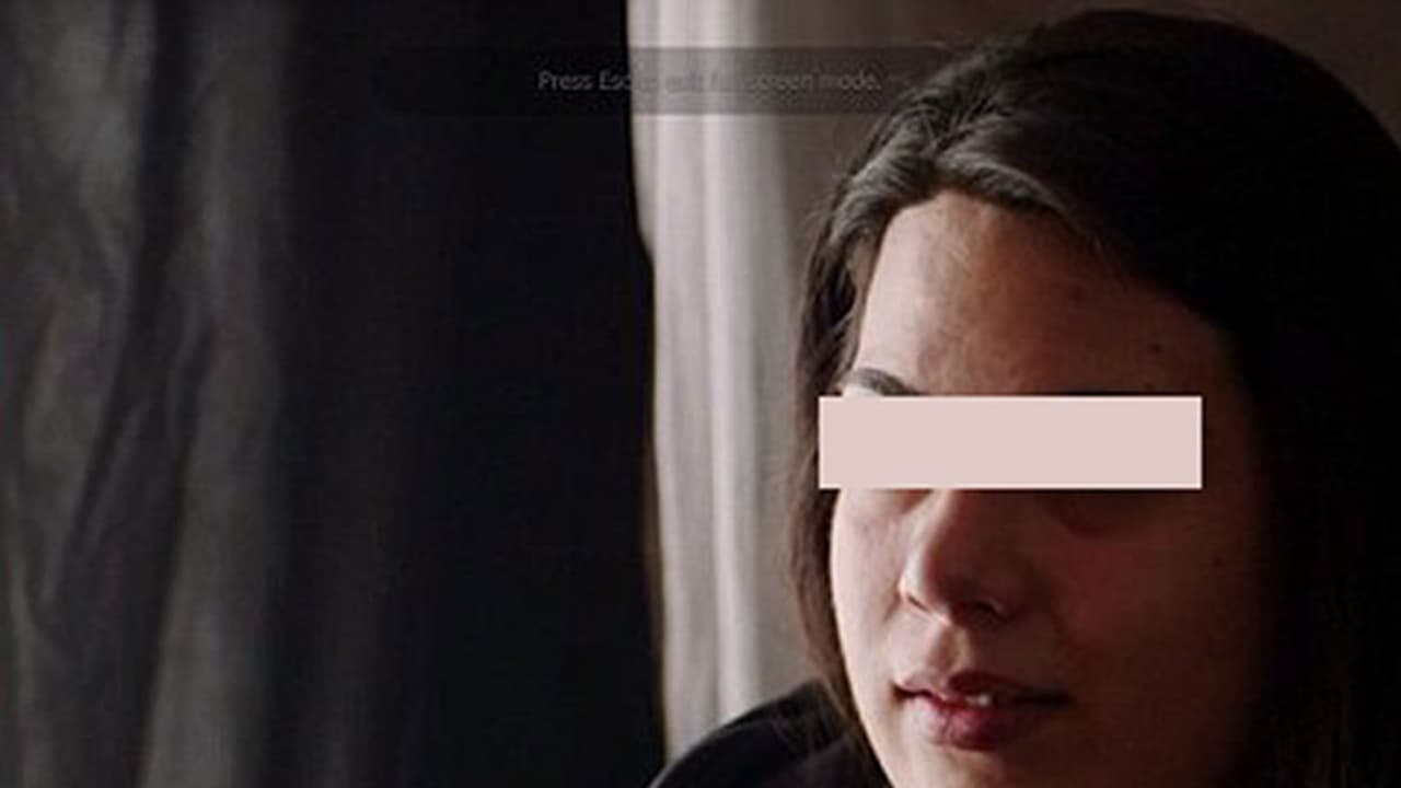 ಕುಟುಂಬಕ್ಕೆ ನೆರವಾಗಲು ಕನ್ಯತ್ವ ಮಾರಾಟಕ್ಕಿಟ್ಟ 20ರ ಹುಡುಗಿ..! ಕುಟುಂಬಕ್ಕೆ ನೆರವಾಗಲು ಕನ್ಯತ್ವ ಮಾರಾಟಕ್ಕಿಟ್ಟ 20ರ ಹುಡುಗಿ..!