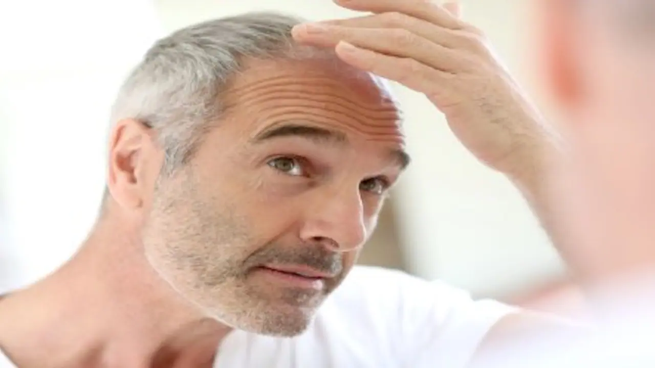 অকাল পক্কতার সমস্যা দূর হবে আলুর খোসার গুণে, জেনে নিন কীভাবে ব্যবহার করবেন অকাল পক্কতার সমস্যা দূর হবে আলুর খোসার গুণে, জেনে নিন কীভাবে ব্যবহার করবেন