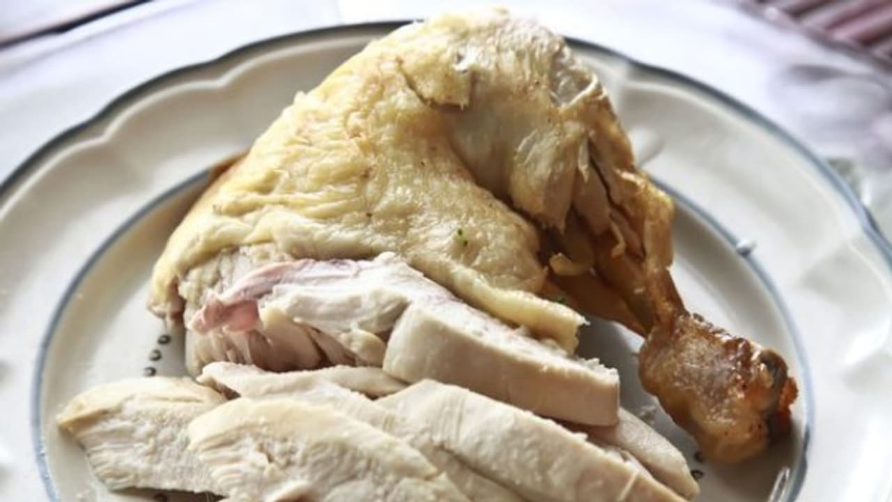 அரைவேக்காடாக கோழிக்கறியை சாப்பிட்டால் பக்கவாதம் வருமாம். ஆய்வு சொல்லுது..