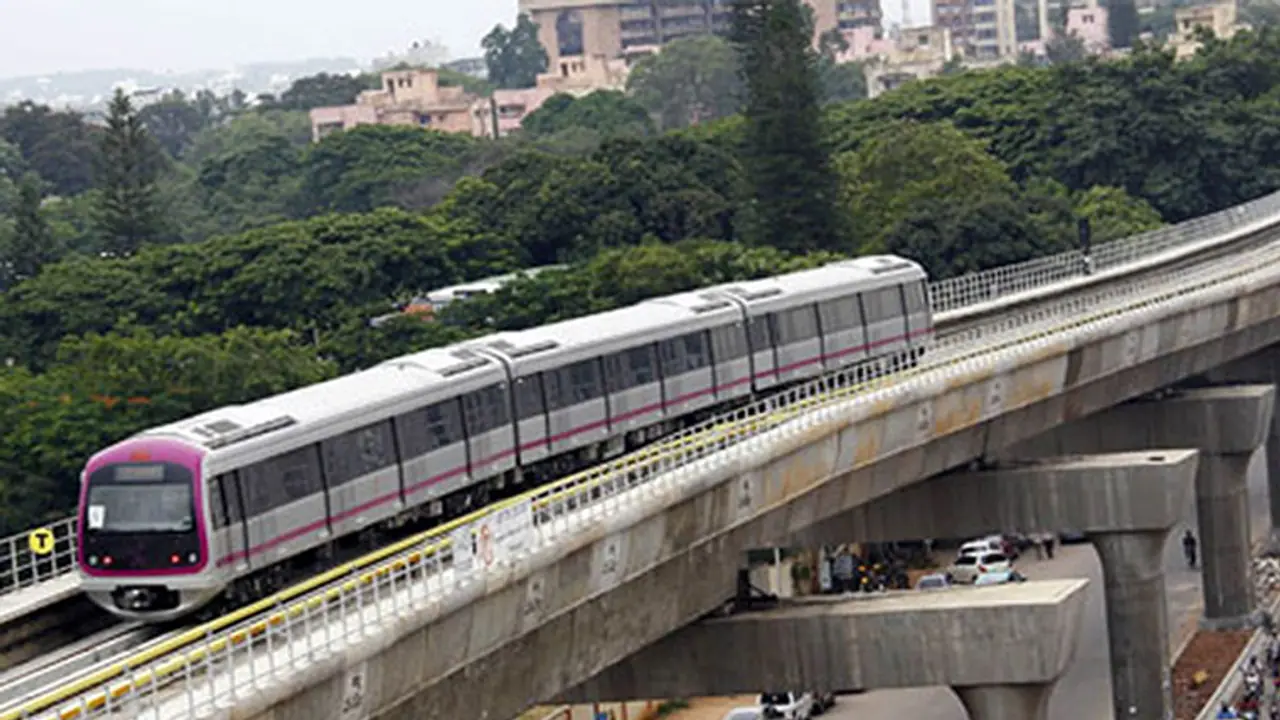 Namma Metro works damage Vani Vilas Hospital