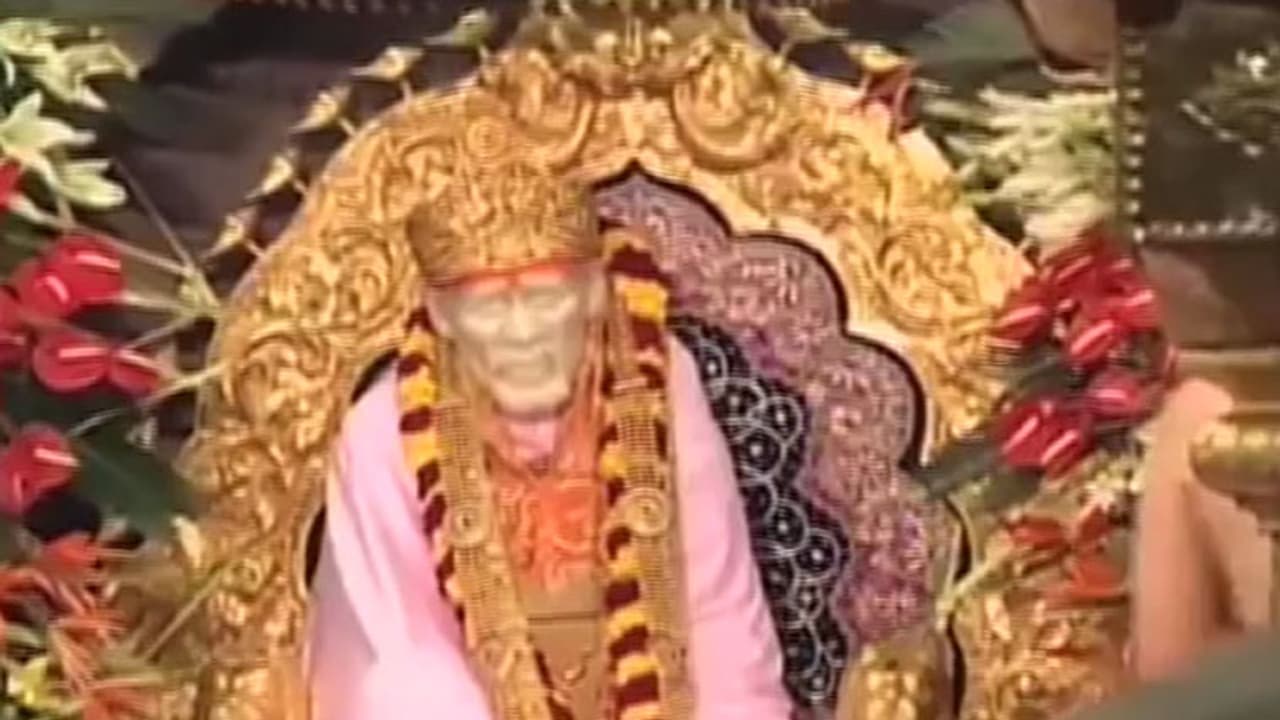 ಹೊಸ ವರ್ಷಕ್ಕೆ ಶಿರಡಿಗೆ ಹರಿದುಬಂತು ಕೋಟಿ ಕೋಟಿ ನಗದು, ಚಿನ್ನ, ಬೆಳ್ಳಿ: 2 ಕೋಟಿಯ ಪ್ರಸಾದ ಸ್ವೀಕರಿಸಿದ ಭಕ್ತರು!