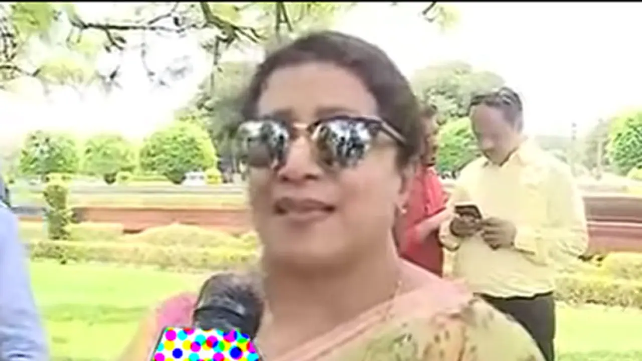 Now that we had a good laugh at Sheela Alphons, let's look at media ethics or the lack of it