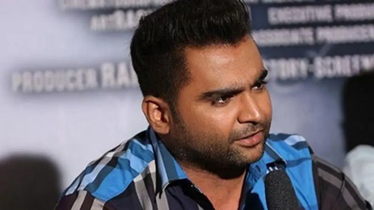 స్నేహితుడిని మోసం.. హీరో సచిన్ జోషీపై కేసు నమోదు.. స్నేహితుడిని మోసం.. హీరో సచిన్ జోషీపై కేసు నమోదు..