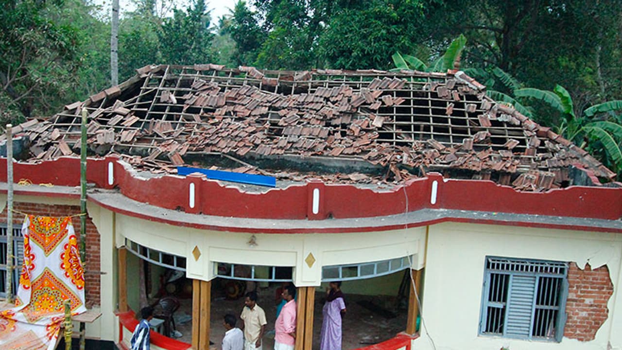 5 members of Puttingal temple's managing committee surrender 5 members of Puttingal temple's managing committee surrender